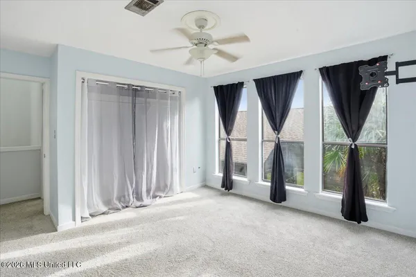 $207,000 | 19 Lake Barnett Drive, Brandon, MS 39047