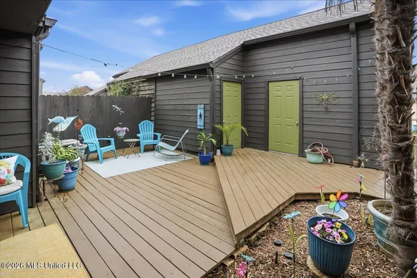 $207,000 | 19 Lake Barnett Drive, Brandon, MS 39047