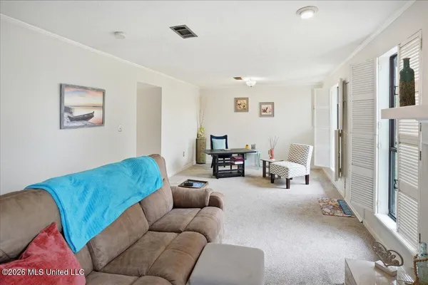 $207,000 | 19 Lake Barnett Drive, Brandon, MS 39047