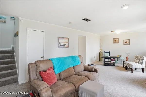 $207,000 | 19 Lake Barnett Drive, Brandon, MS 39047