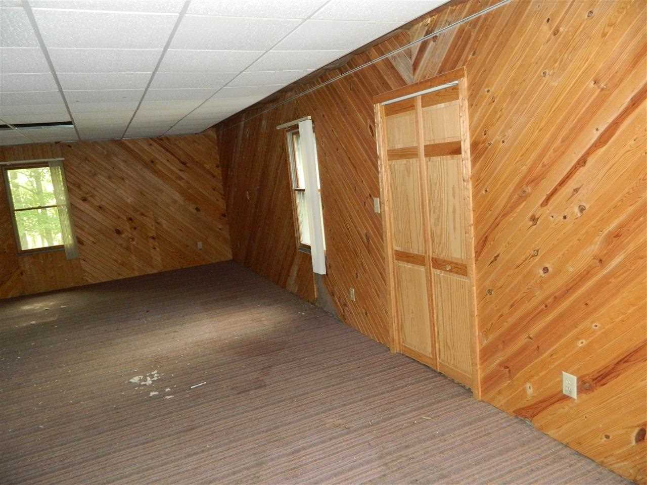 823 South Getty Road Lexington, IN 47138 - Photo 11 of 20 Gallery Image 11