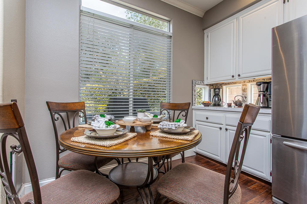 11249 Shadyridge Road Moorpark, CA 93021 - Photo 20 of 48 a view of a dining room with furniture