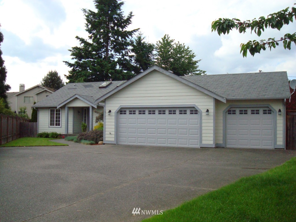 19131 114th Place Southeast Renton, WA 98055 - Photo 1 of 1 Gallery Image 1