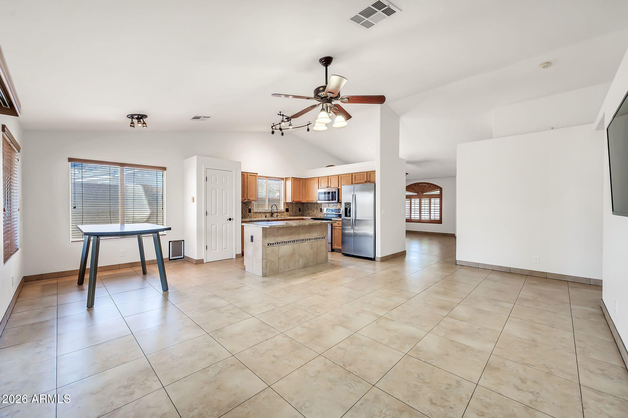 3048 East Erie Street Gilbert, AZ 85295 - Photo 10 of 47 Family Room