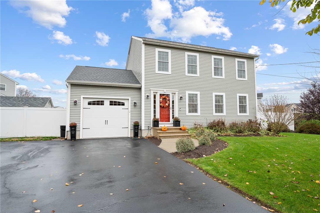 47 Fieldstone Way Westerly, RI 02891 - Photo 1 of 20 Gallery Image 1