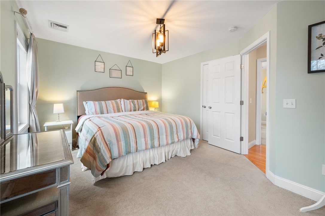 47 Fieldstone Way Westerly, RI 02891 - Photo 9 of 20 Gallery Image 9