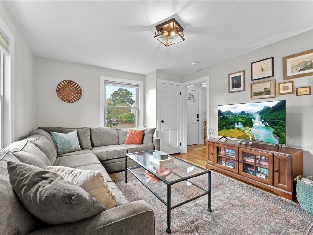 24 Saxony Road Framingham, MA 01701 - Photo 5 of 35 Gallery Image 5