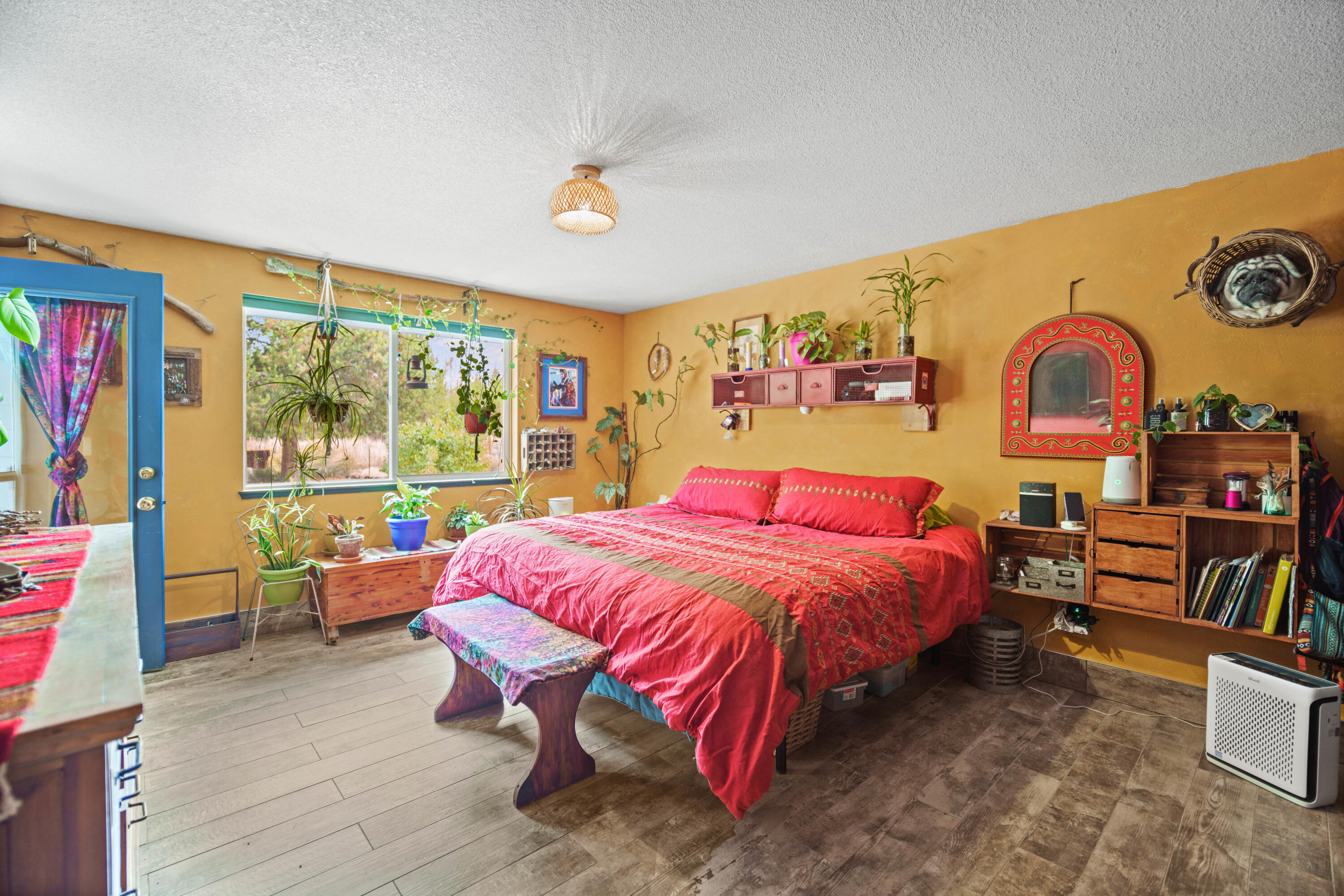 55884 Black Duck Road Bend, OR 97707 - Photo 11 of 41 Primary suite