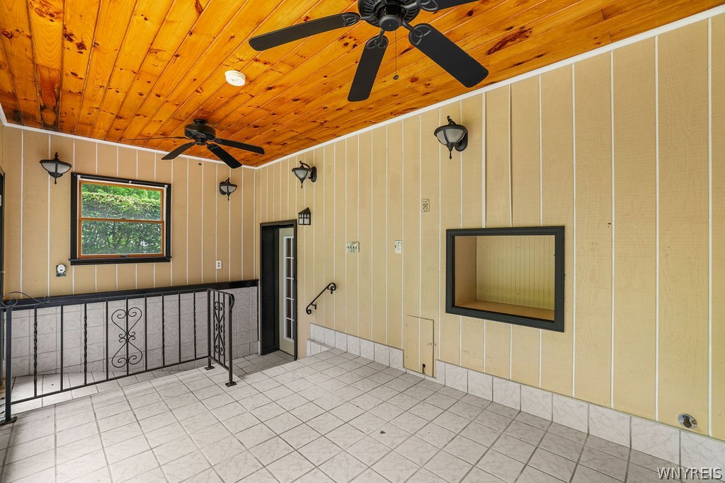 6940 Versailles Plank Road Evans, NY 14047 - Photo 22 of 29