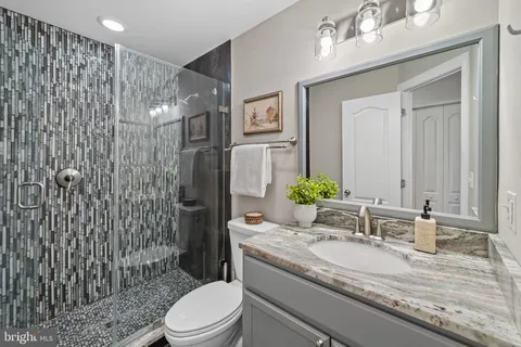 $389,900 | 1438 Battery Avenue, Baltimore, MD 21230