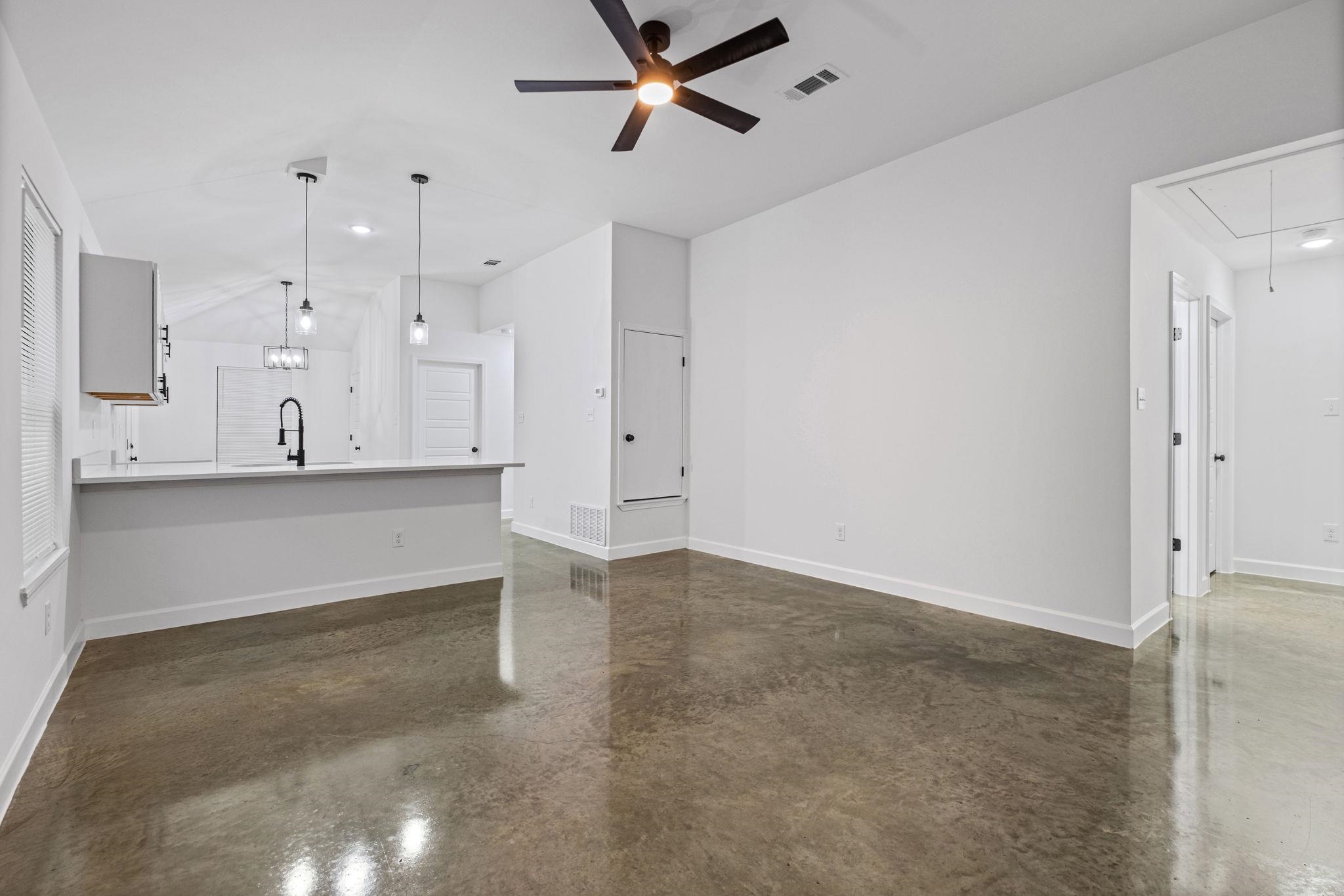 720 Lipford Street Memphis, TN 38112 - Photo 5 of 20