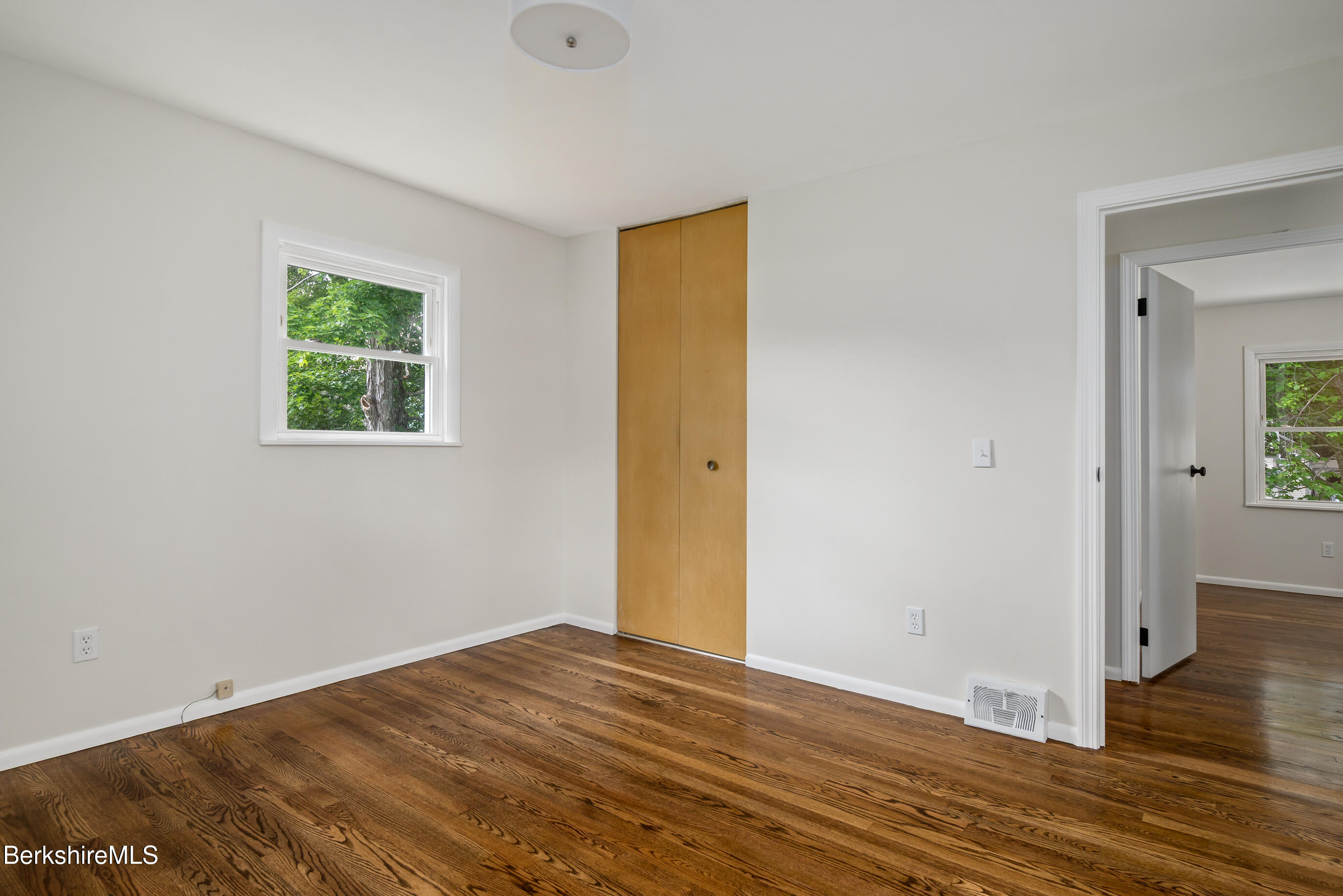142 Franklin Street North Adams, MA 01247 - Photo 17 of 27 142-Franklin-17