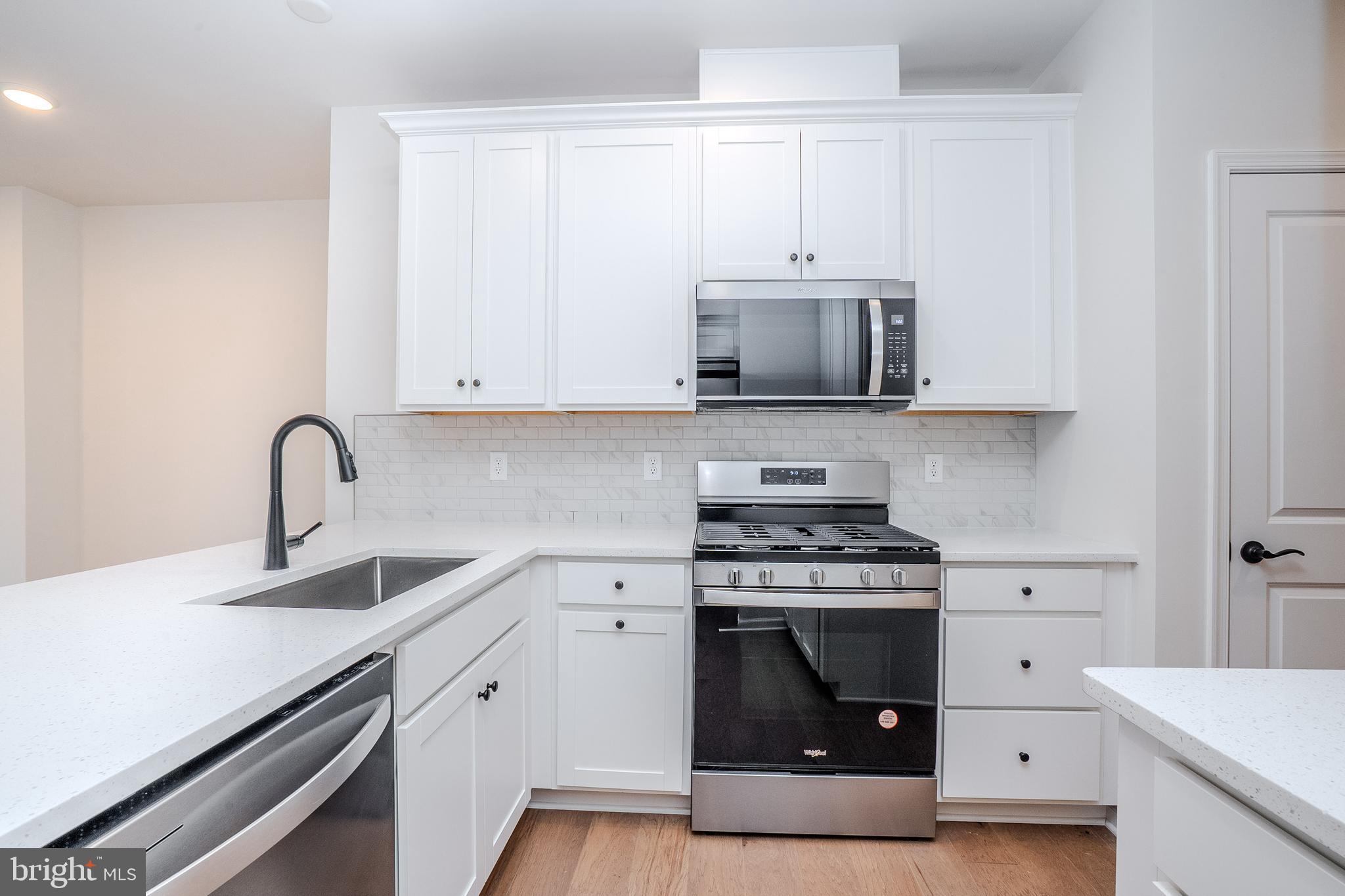 507 Reading Court Princeton Junction, NJ 08540 - Photo 14 of 30