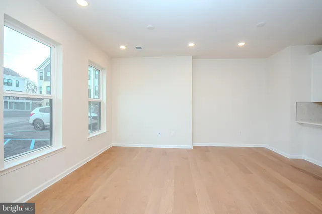 $3,300 | 507 Reading Court, Princeton Junction, NJ 08540