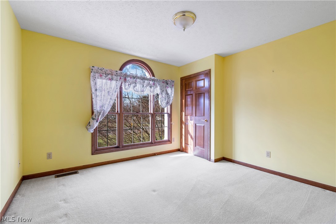 2779 Canton Road Uniontown, OH 44685 - Photo 24 of 35