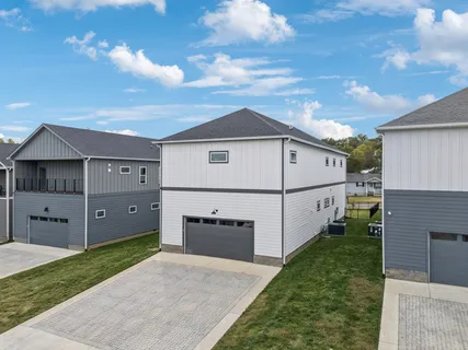 $759,900 | 5826 Robertson Avenue, Nashville, TN 37209