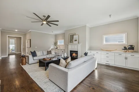 $759,900 | 5826 Robertson Avenue, Nashville, TN 37209