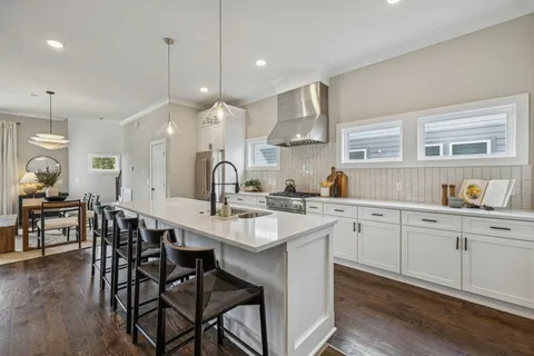 $759,900 | 5826 Robertson Avenue, Nashville, TN 37209