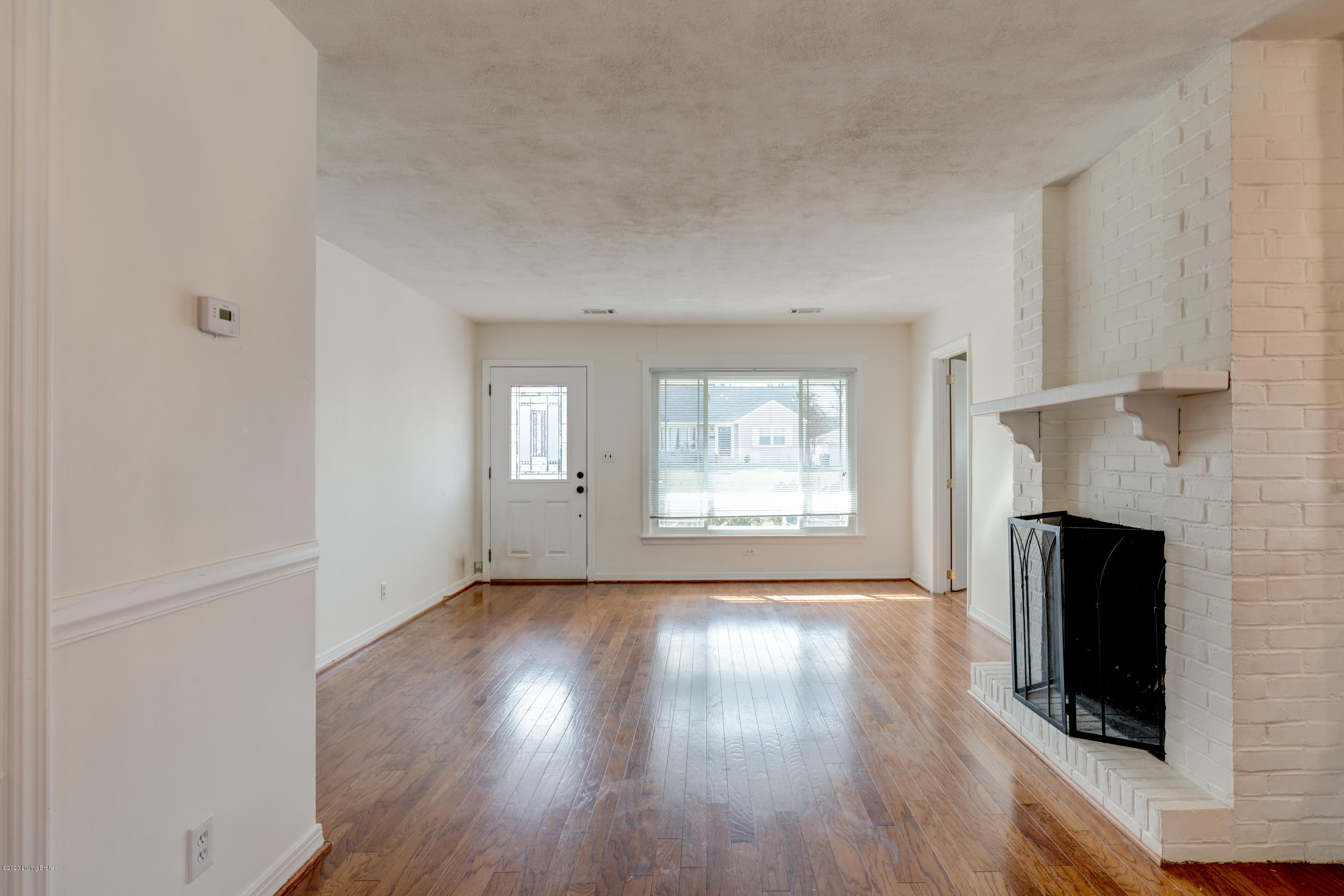 215 Hemingway Road Louisville, KY 40207 - Photo 11 of 46 Elmore_215Hemmingway-12
