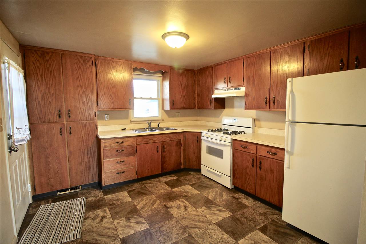 114 Berry Street Washington, IL 61571 - Photo 2 of 14 Gallery Image 2