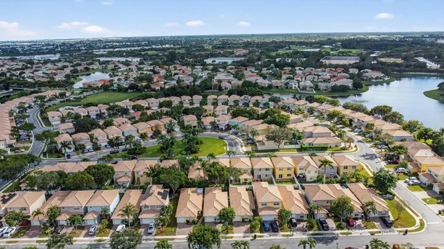 $405,000 | 3386 Commodore Court, West Palm Beach, FL 33411