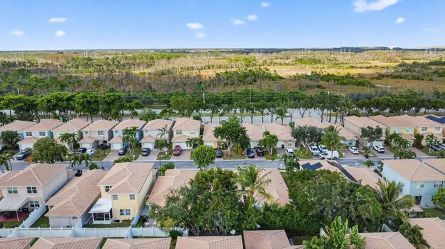 $405,000 | 3386 Commodore Court, West Palm Beach, FL 33411