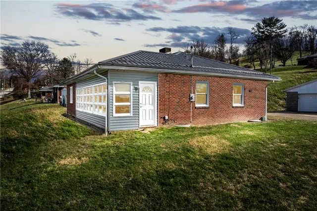 $246,901 | 1300 Main Street, Bentleyville, PA 15314