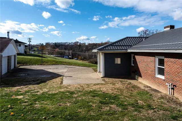 $246,901 | 1300 Main Street, Bentleyville, PA 15314