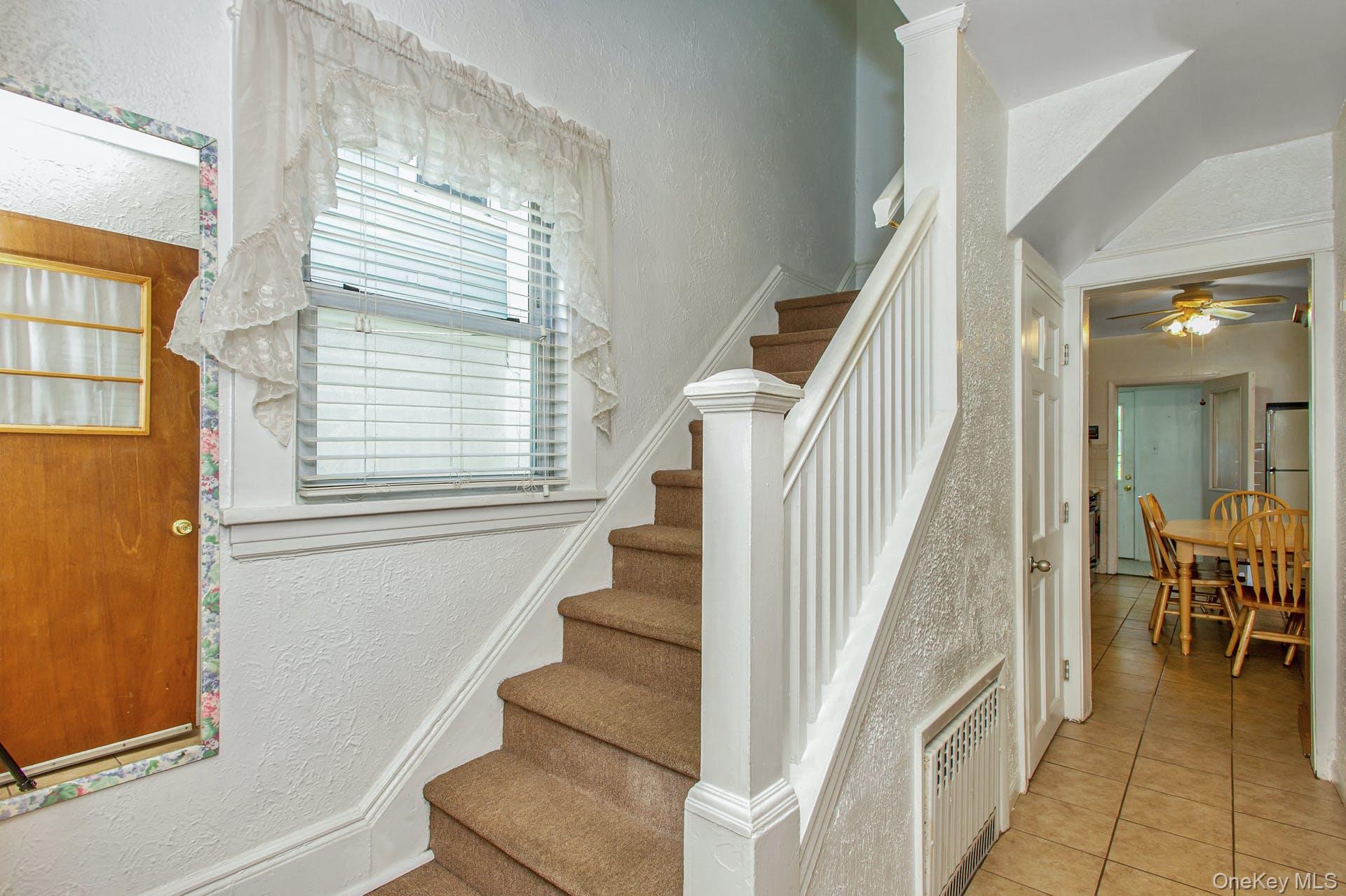 95 Homestead Place New Rochelle, NY 10801 - Photo 4 of 33 Gallery Image 4