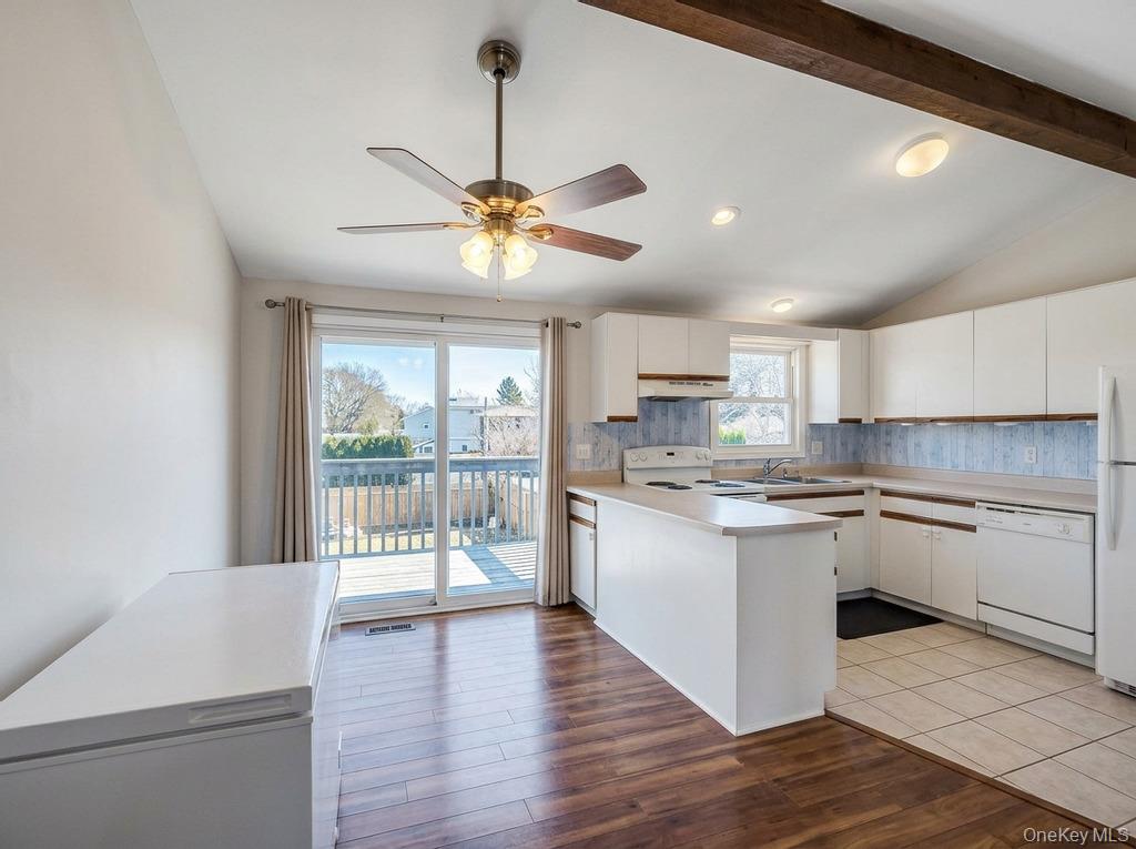 45 Dogwood Road West Islip, NY 11795 - Photo 7 of 20