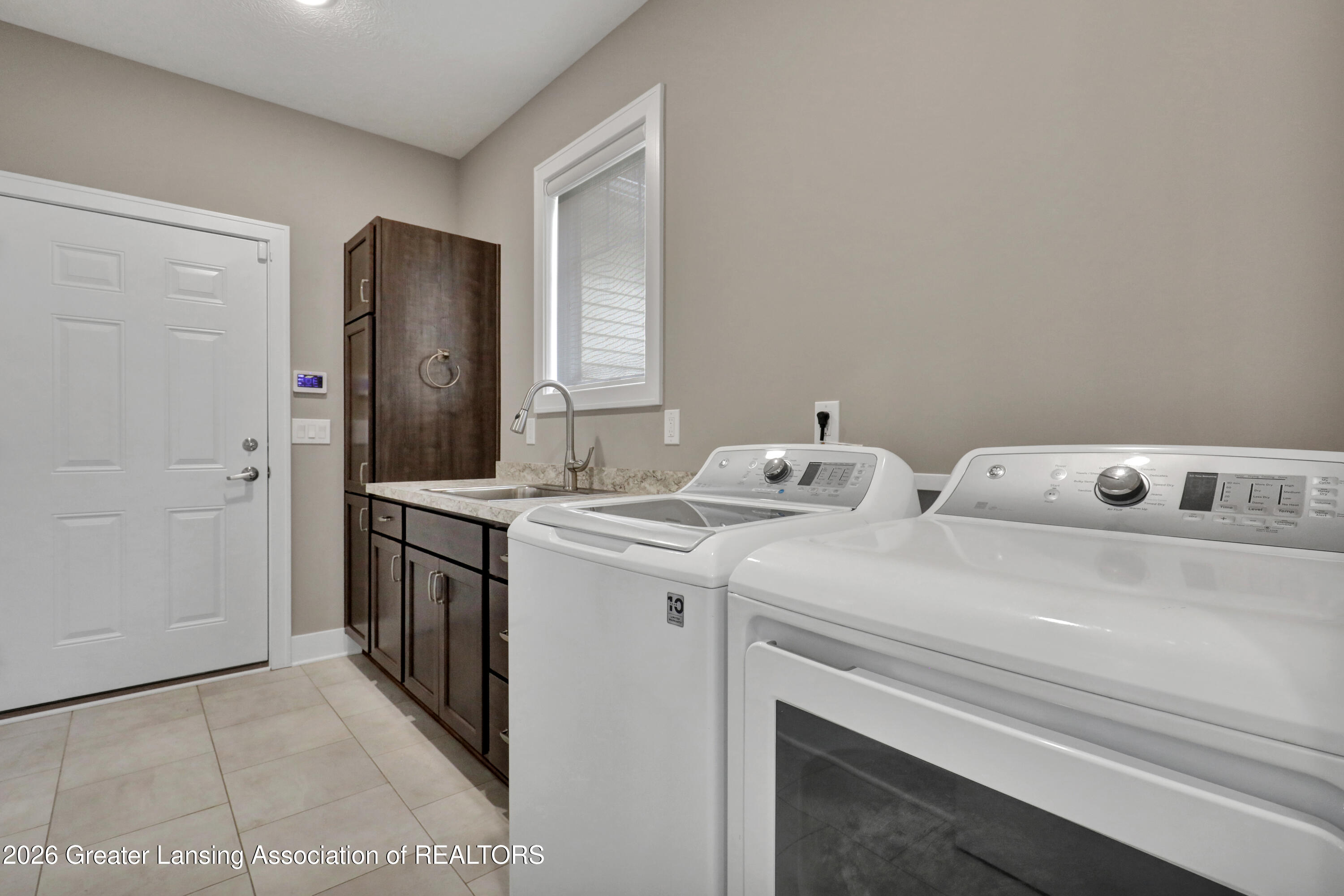 412 East Washington Street Dimondale, MI 48821 - Photo 17 of 43 Laundry Room