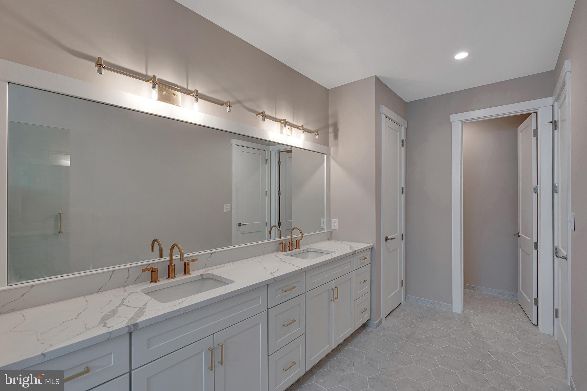 48 Bryce Drive Horsham, PA 19044 - Photo 17 of 19