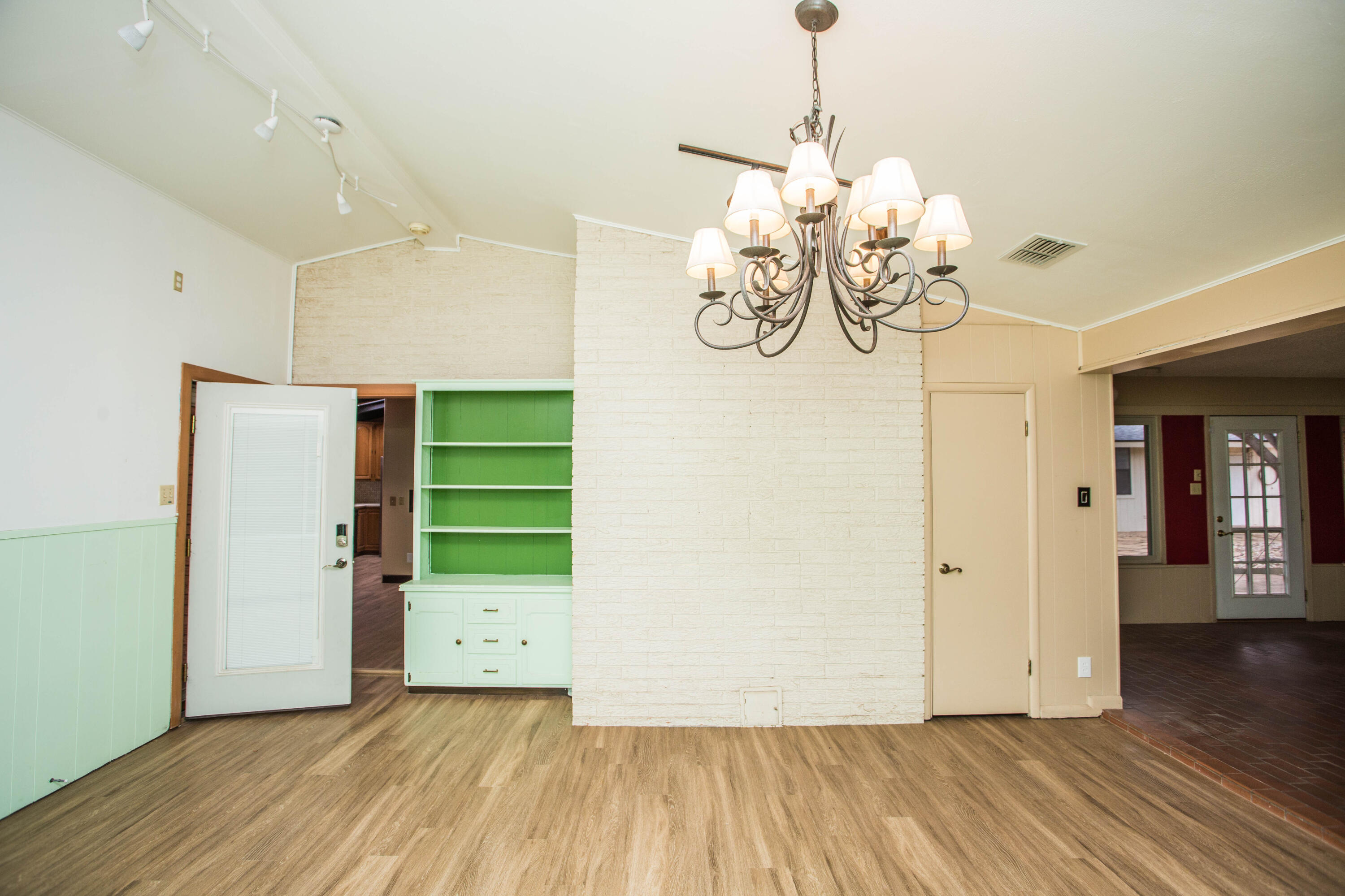 2313 58th Street Lubbock, TX 79412 - Photo 48 of 75 5V2A0181