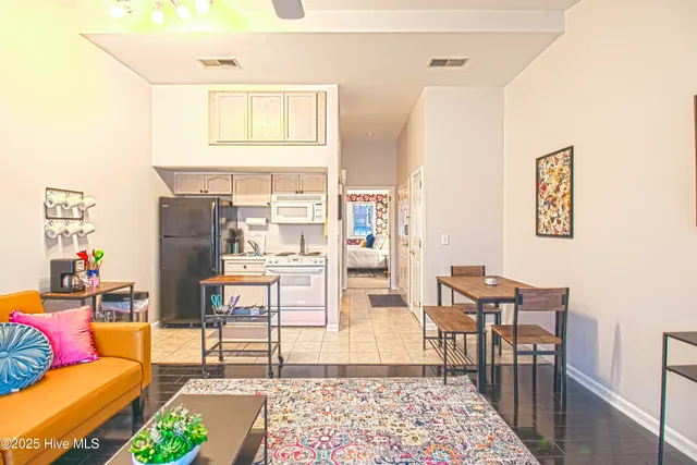 $2,400 | 212 South Water Street, Unit STE: 2K, Wilmington, NC 28401