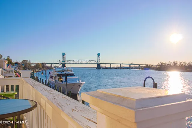 $2,400 | 212 South Water Street, Unit STE: 2K, Wilmington, NC 28401