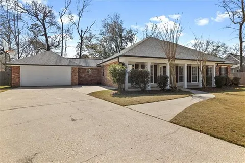$450,000 | 30 Wingate Court, Mandeville, LA 70448