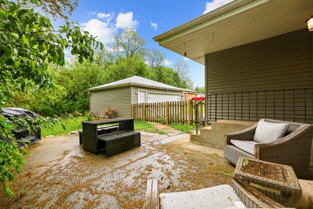 1042 Riedy Road Lisle, IL 60532 - Photo 24 of 29