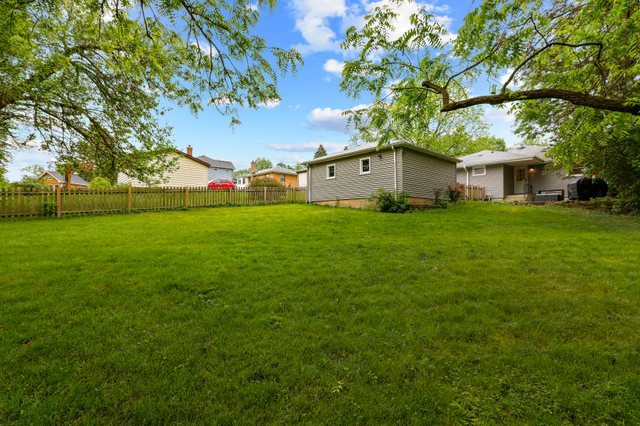 1042 Riedy Road Lisle, IL 60532 - Photo 26 of 29