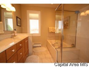 3416 Red Hawk Springfield, IL 62711 - Photo 8 of 12
