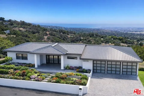 $950,000 | 14 Bronco Drive, Rancho Palos Verdes, CA 90275