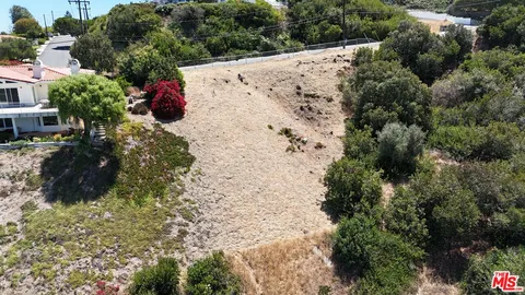 $950,000 | 14 Bronco Drive, Rancho Palos Verdes, CA 90275