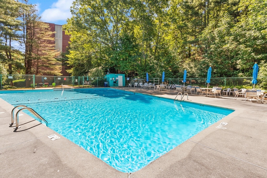 3 Summit Drive, Unit 17 Reading, MA 01867 - Photo 19 of 19