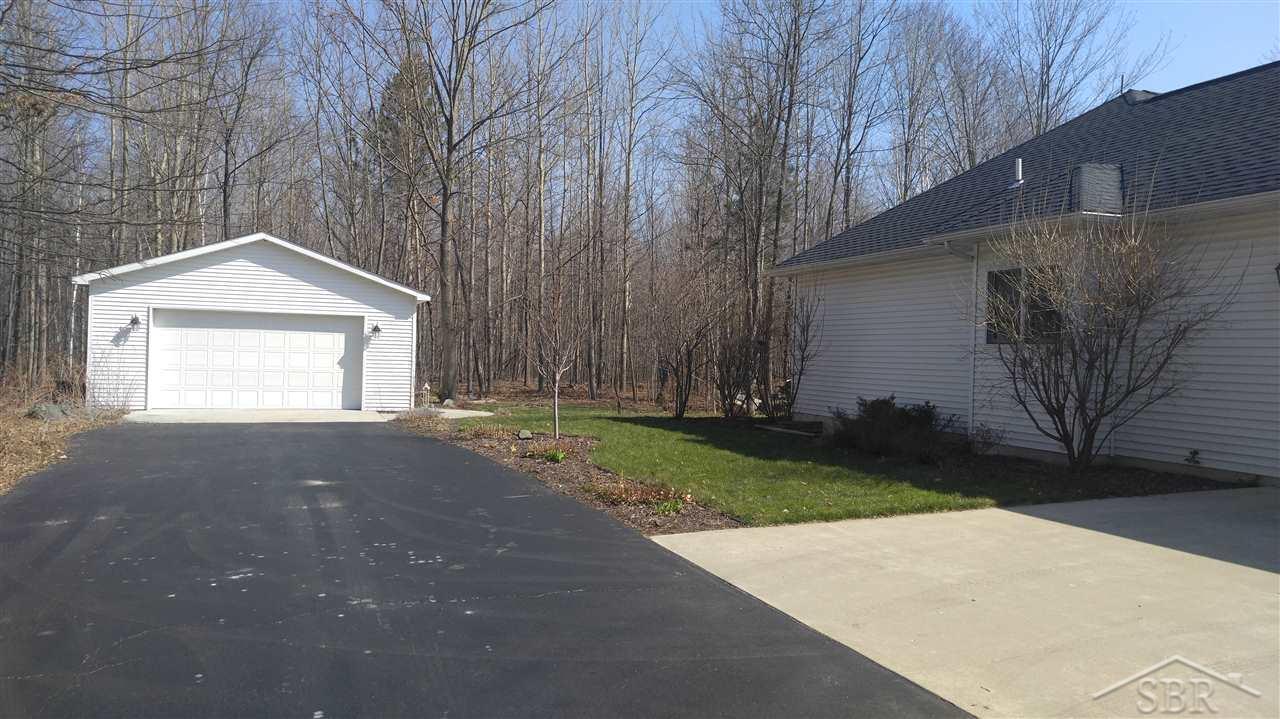 21780 Ederer Road Merrill, MI 48637 - Photo 42 of 48 31282357-41.JPG