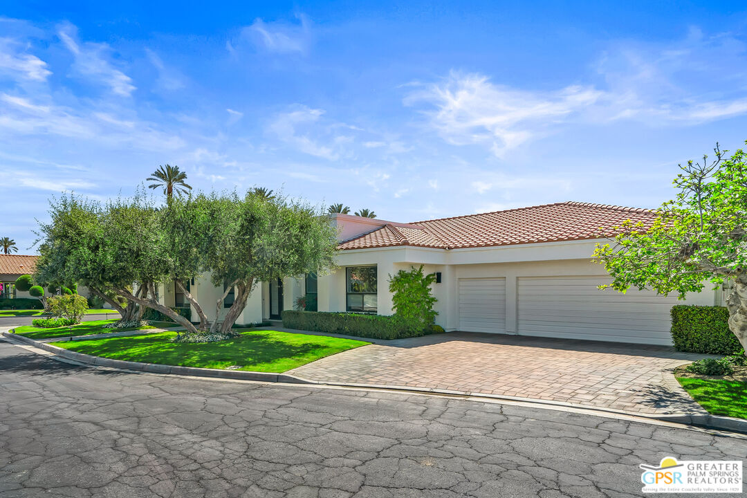 33 Del Rey Court Rancho Mirage, CA 92270 - Photo 2 of 65 Gallery Image 2