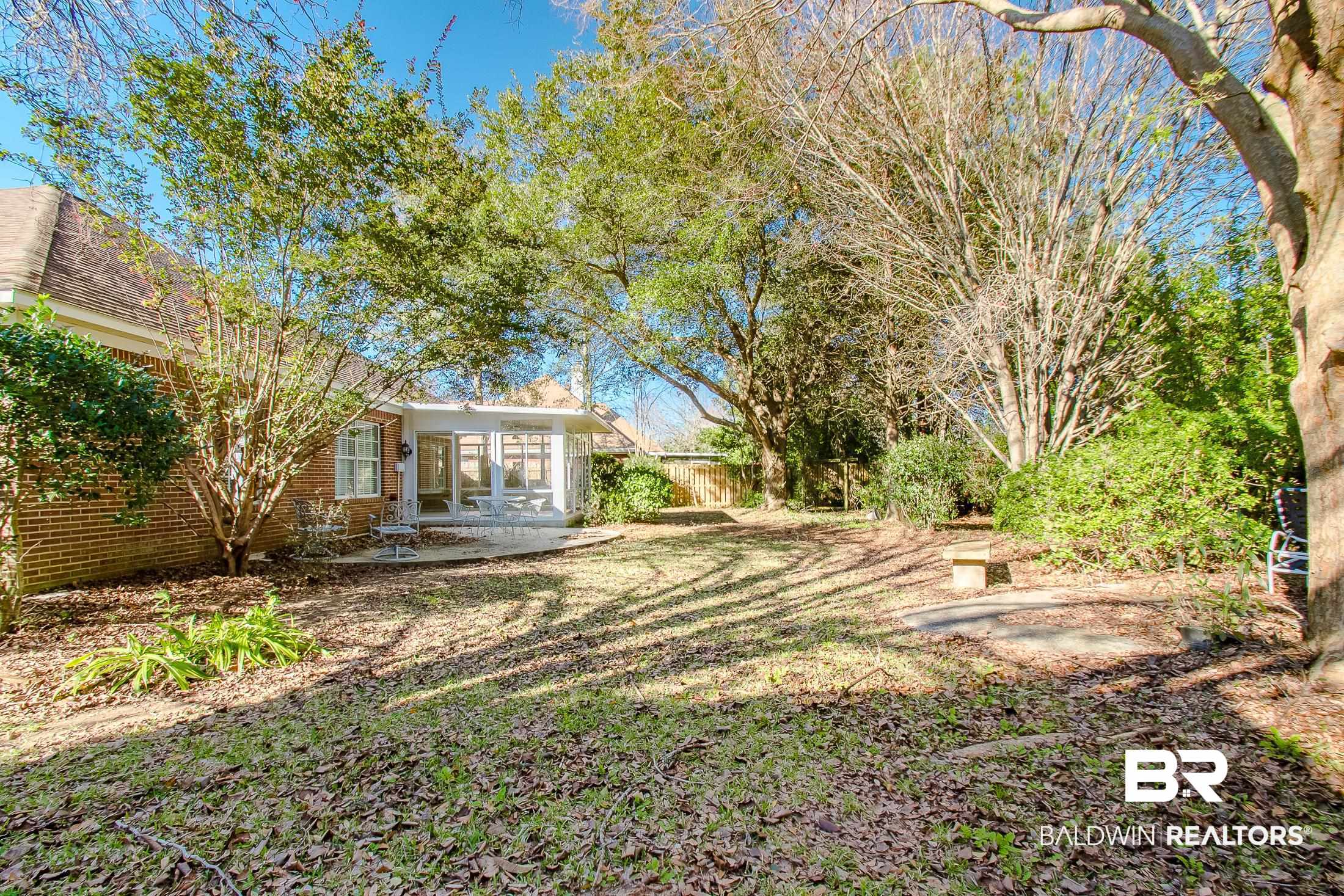167 Hawthorne Circle Fairhope, AL 36532 - Photo 31 of 32 Back View 2