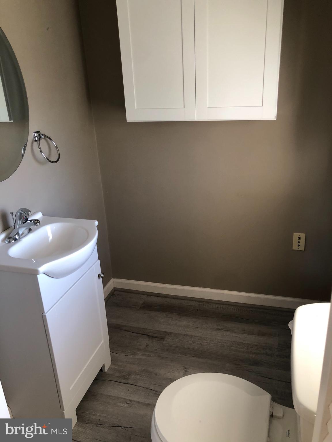 1104 Whiteford Road York, PA 17402 - Photo 11 of 16 Gallery Image 11