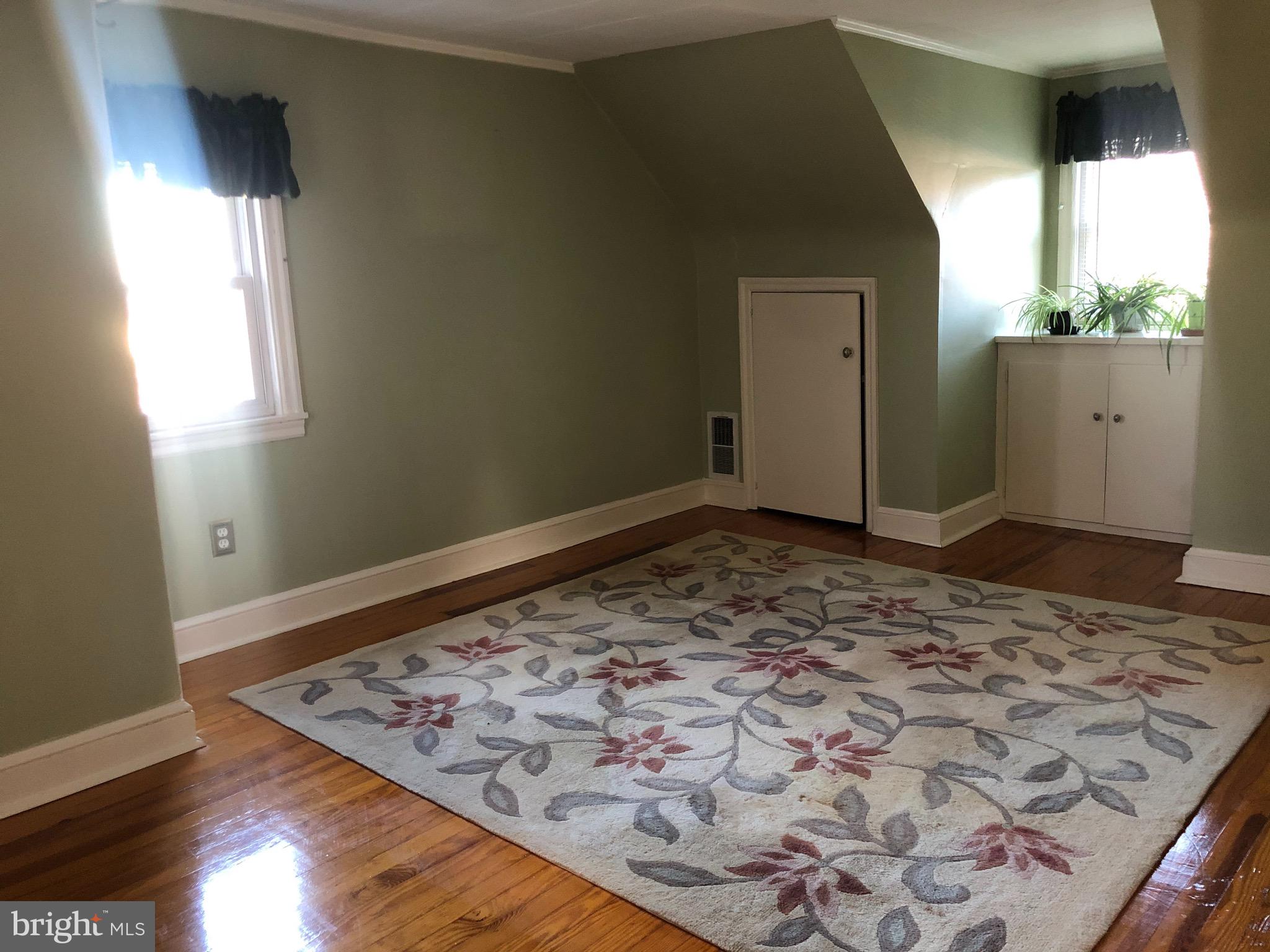 1104 Whiteford Road York, PA 17402 - Photo 12 of 16 Gallery Image 12