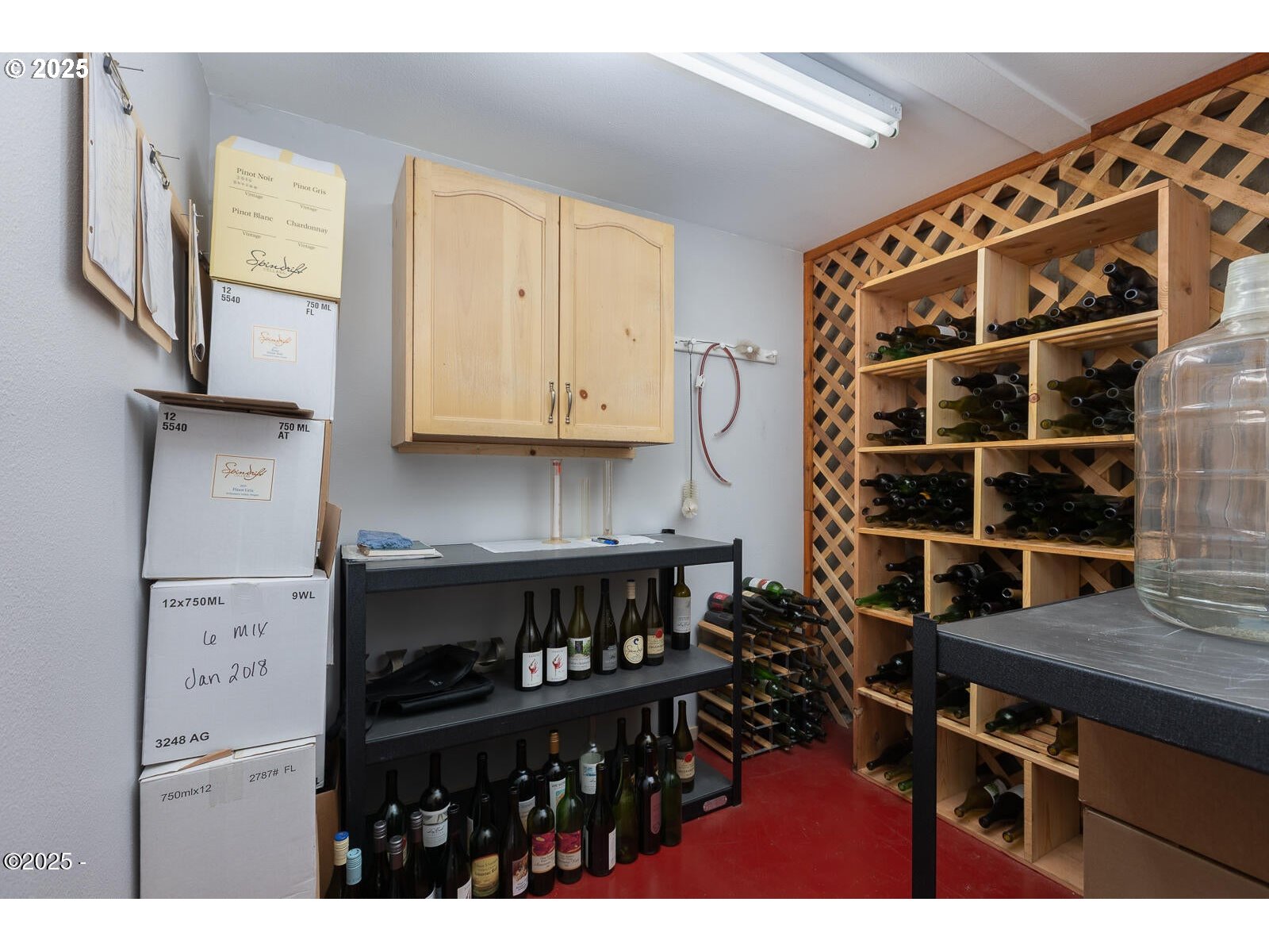 136 Southeast Larch Street Newport, OR 97365 - Photo 35 of 46