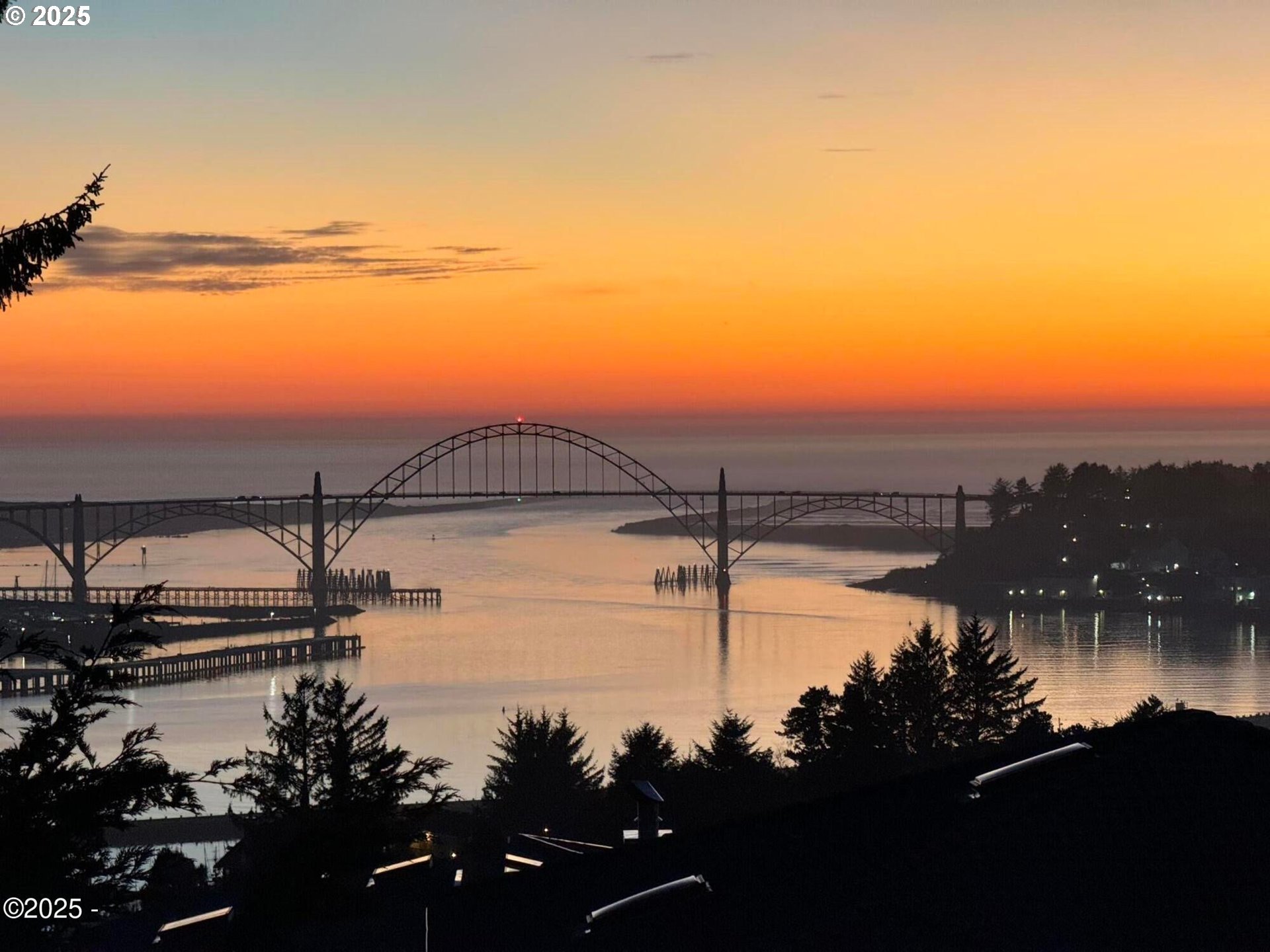 136 Southeast Larch Street Newport, OR 97365 - Photo 46 of 46