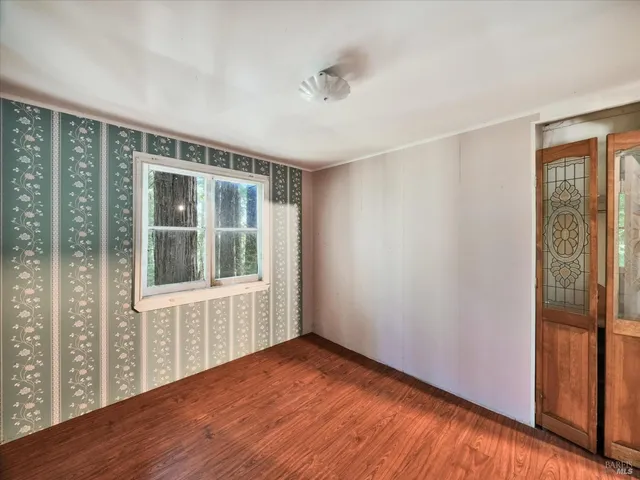 $299,000 | 17850 Santa Rosa Avenue, Guerneville, CA 95446